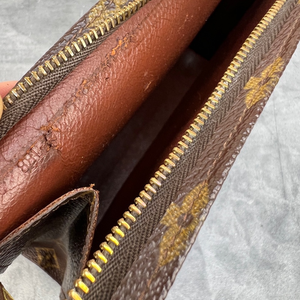 🌵Louis Vuitton Vintage Toiletey 26 Monogram🌵 - Picture 10 of 10
